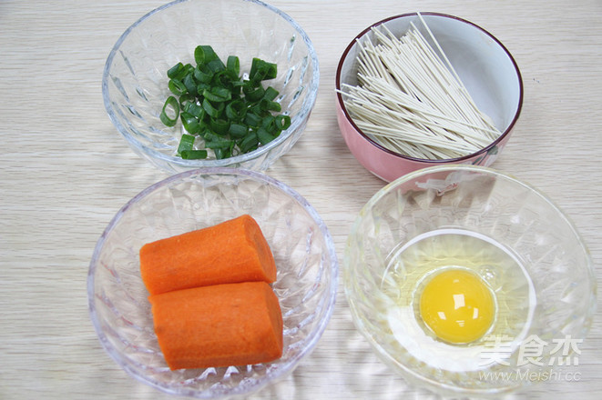 The First Choice for Fast Nutritious Breakfast-rainbow Noodles recipe