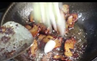 Pork and Cabbage Stewed Vermicelli--winter Healthy Vegetable recipe