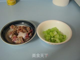 Stir-fried Chicken Gizzards with Celery recipe