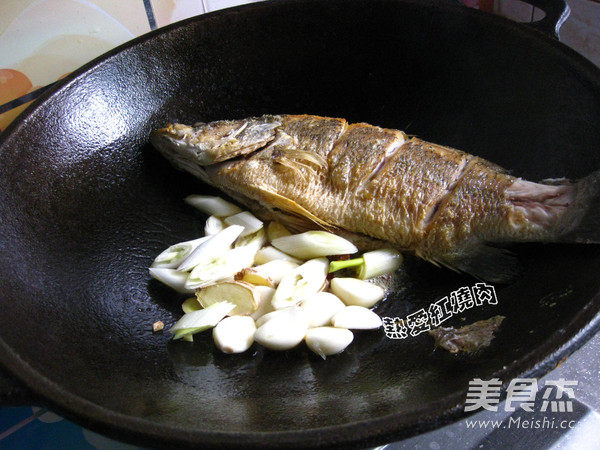 ——braised Sea Mandarin Fish in Brown Sauce recipe