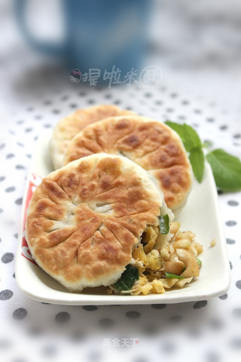 Stuffed Pie is More Delicious-twisted Leek Pie recipe