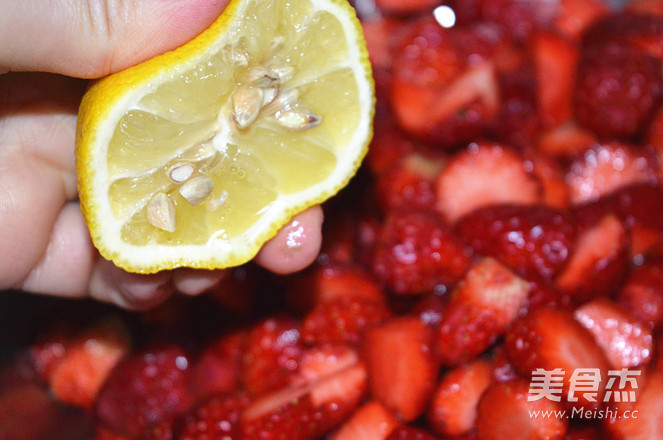 Rice Cooker Version of Strawberry Jam recipe