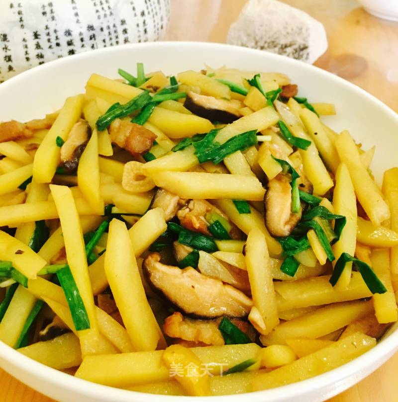 Stewed Potatoes with Mushrooms recipe