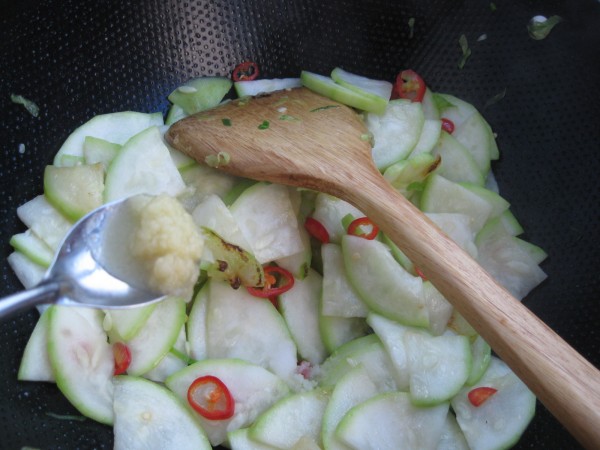 Stir-fried Gourd recipe