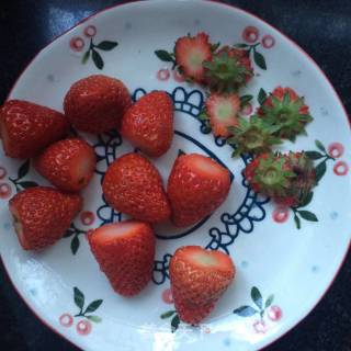 Yogurt Strawberry Bowl recipe