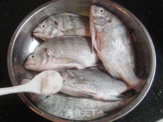 Pan-fried Jiaji Fish recipe