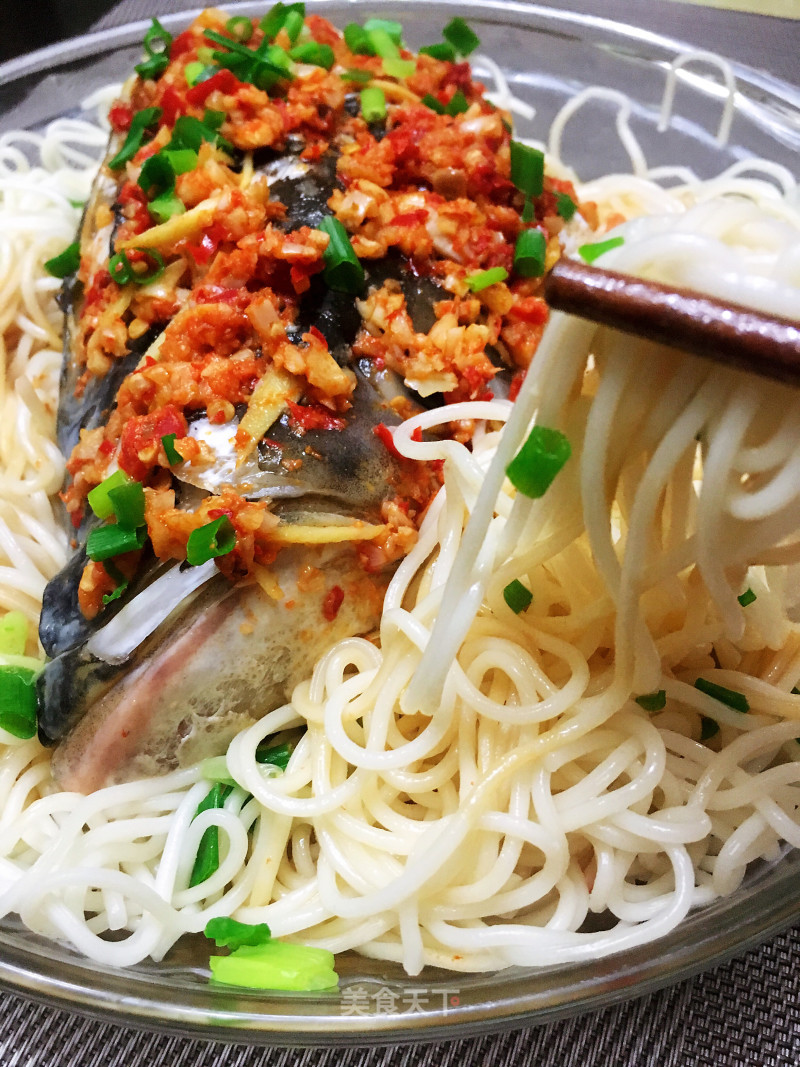 Chopped Pepper Fish Head Noodles recipe