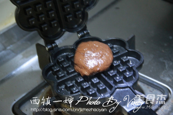 Yeast Version of Cocoa Waffles recipe