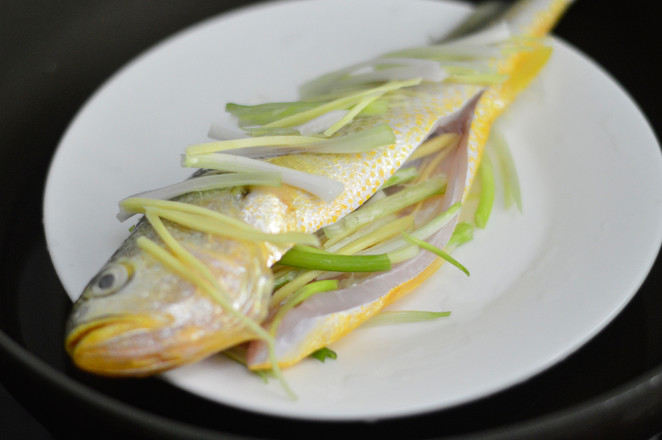 Steamed Yellow Croaker recipe