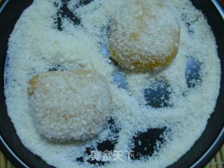 Coconut and Pumpkin Sticky Rice Cake recipe