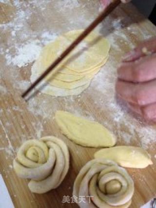 Yellow Rose Flower Roll recipe