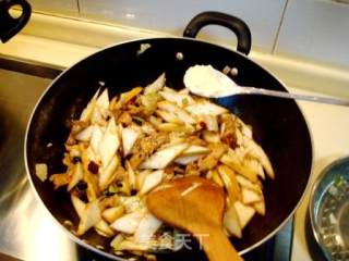 Stir-fried Cabbage with Sliced Pork in Black Bean Sauce recipe