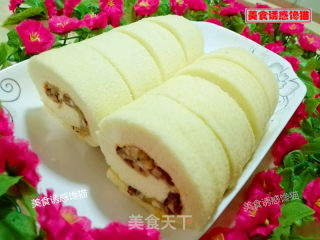 Red Date Cake Roll recipe