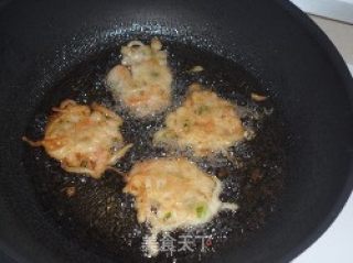 Delicious Fried Shrimp Cakes recipe