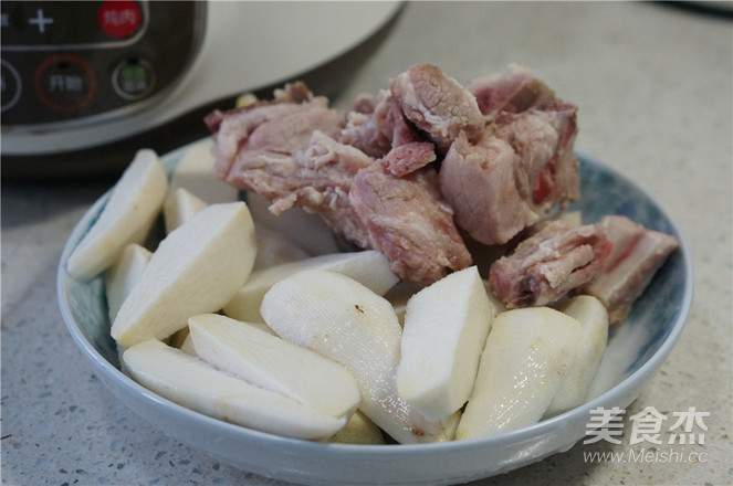 Taro Pork Ribs Soup recipe