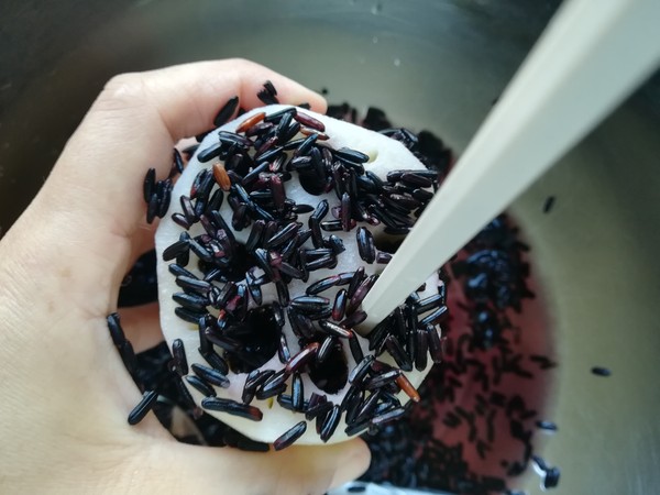 Black Glutinous Rice Sugar Lotus Root recipe