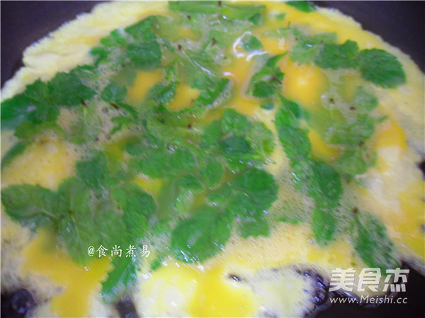 Mint Omelette recipe