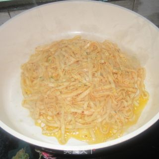 Curry Egg Fried Noodles recipe