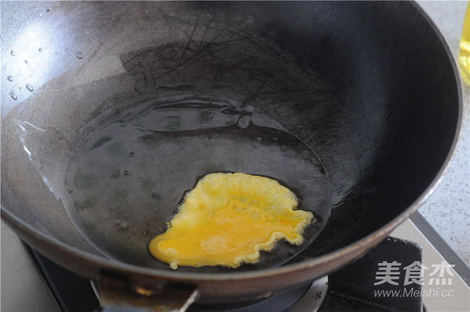 Water Chestnut Lean Meat and Egg Dumplings recipe