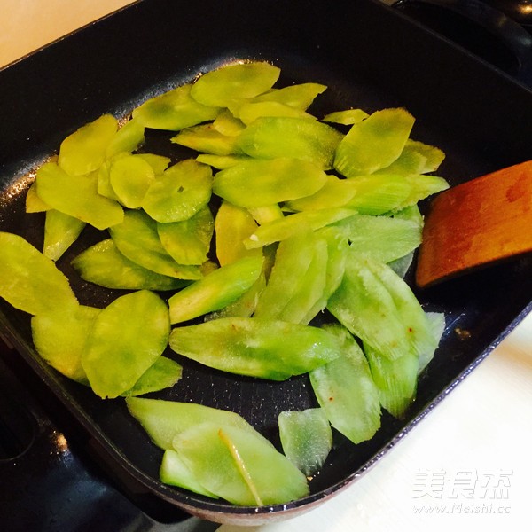 Stir-fried Chicken Gizzards with Mixed Vegetables recipe