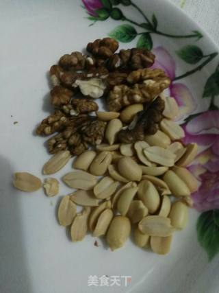 Two-meter Peanut Walnut Porridge recipe