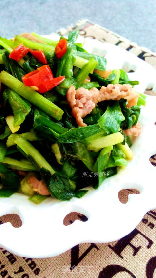 Stir-fried Shredded Pork with Leek recipe