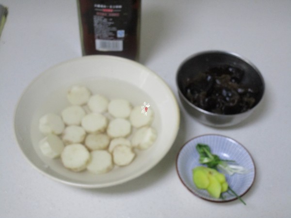 Yam Black Fungus Pork Rib Soup recipe