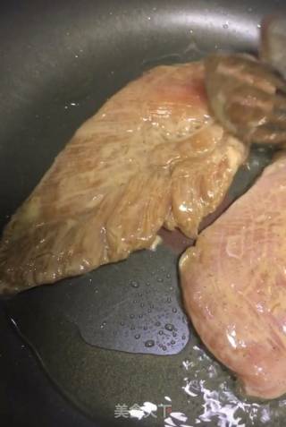 Pan-fried Chicken Breast recipe