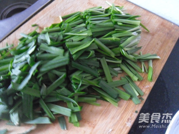 Squid Sticks Fried with Chives recipe