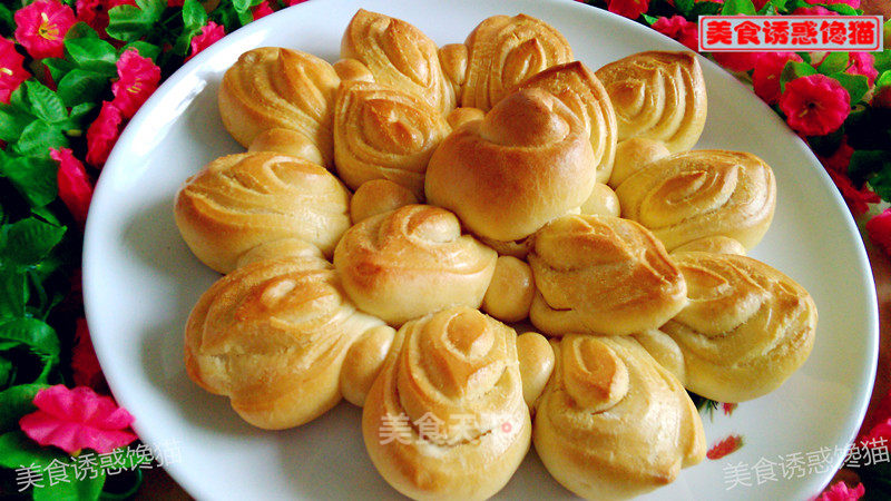 Golden Lotus Coconut Bread recipe