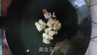 Stir-fried Sausage with Three Layers of Pork recipe