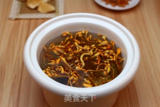 Guangdong Old Fire Soup-taizi Ginseng Cordyceps Flower Soup recipe