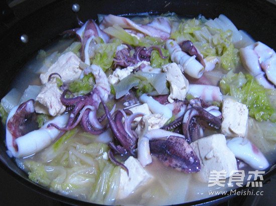 Pen Tube Fish Stewed with Cabbage Tofu recipe