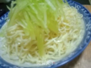 Appetizing Cold Noodles recipe