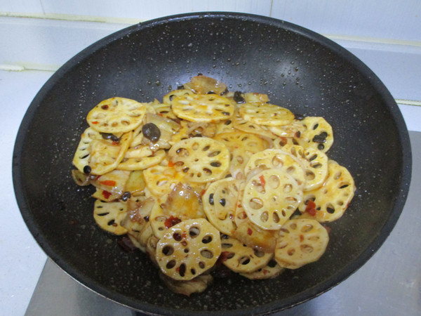 Twice-cooked Lotus Root Slices recipe