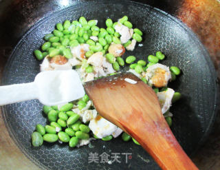 Fried Edamame with Salted Duck Egg recipe
