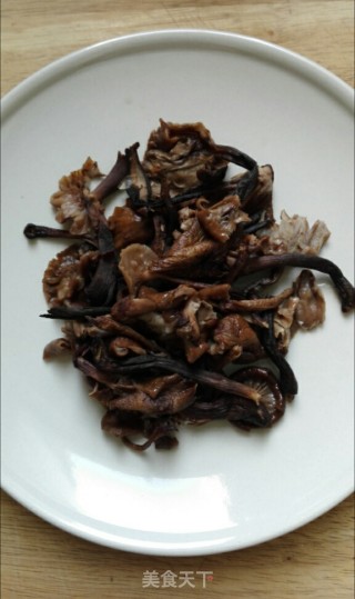 #trust之美#small Chicken Roasted Meat Mushrooms recipe