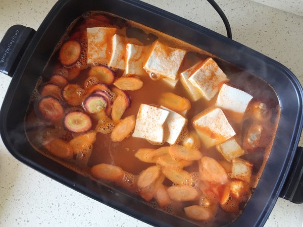 Winter Favorite Lamb and Tomato Hot Pot recipe