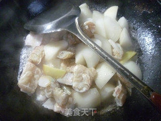 Mantis Shrimp and Radish recipe