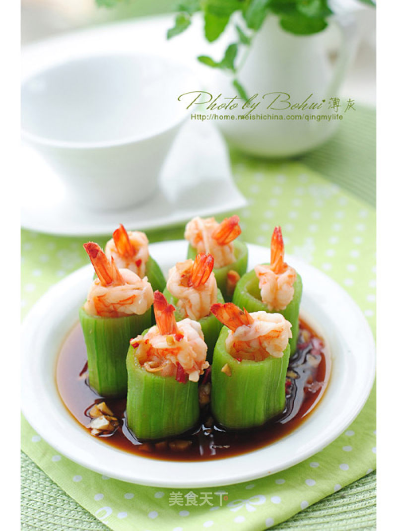 [garlic and Loofah Fresh Shrimp Cup] The Delicacy that Needs to be "steamed" in Summer recipe