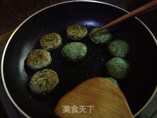 Pan-fried Wormwood Cake recipe