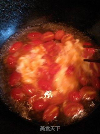 Cherry Tomatoes and Egg Soup recipe