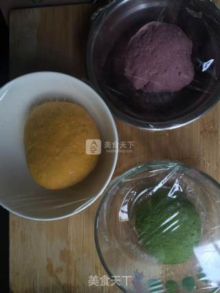 Three-color Steamed Cake recipe