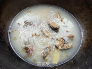 Shredded Carrot Fish Soup recipe