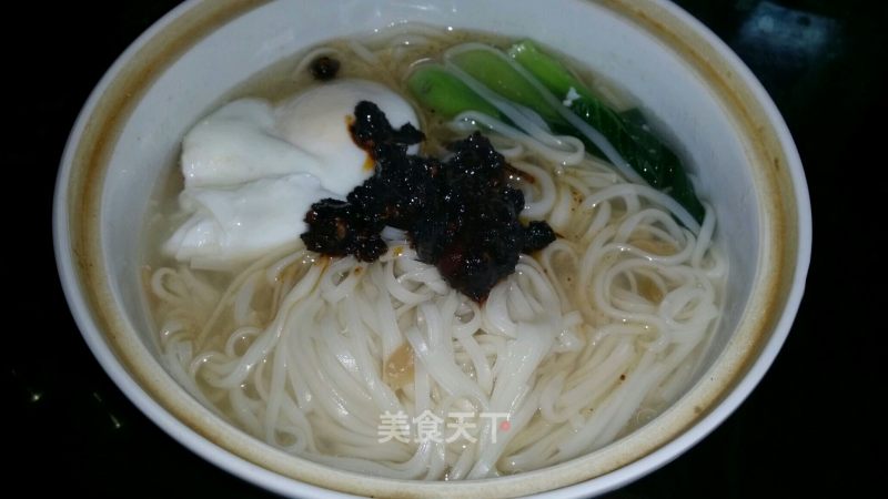 Noodle Soup with Egg Meat Sauce recipe