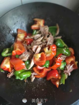 A Must-have Dish to Entertain Relatives and Friends ---- Stir-fried Shredded Chicken with Pepper recipe