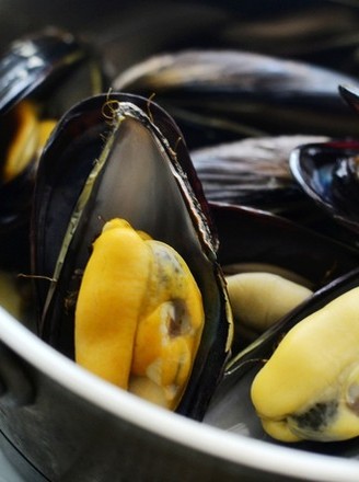 Braised Mussels recipe