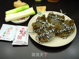 #trust之美# Fried Hairy Crabs with Garlic recipe