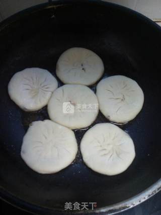 Shrimp Pie with Leek and Fungus recipe