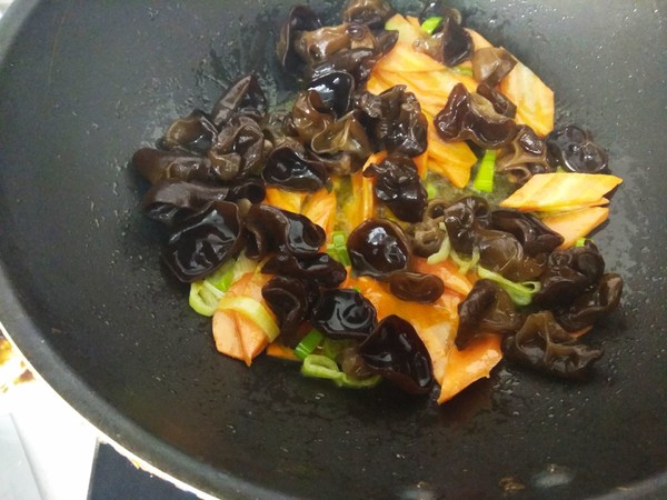 Stir-fried Vegetable Fungus recipe